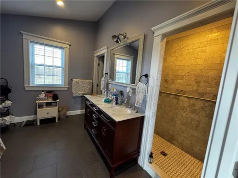 73 Dye Hill Road Hopkinton RI 02832