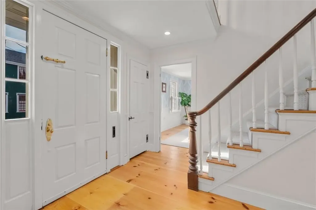 30 Thames Street Newport RI 02840