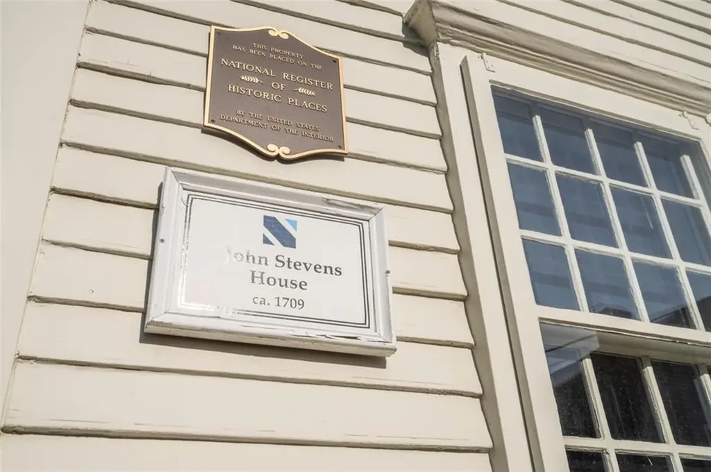30 Thames Street Newport RI 02840