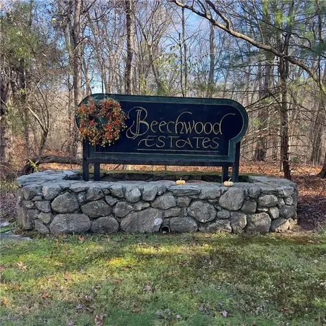 155 Beechwood Trail Exeter RI 02822