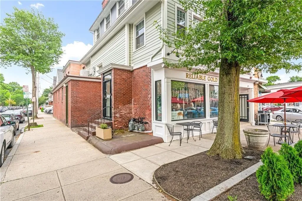501 Angell Street Providence RI 02906
