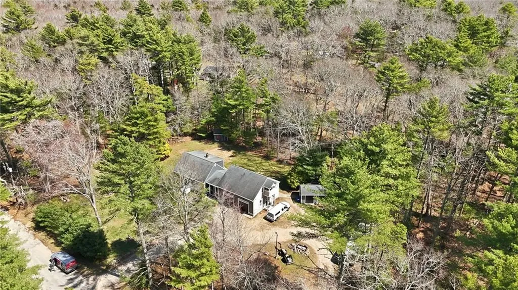 6 Highland Trail Richmond RI 02832