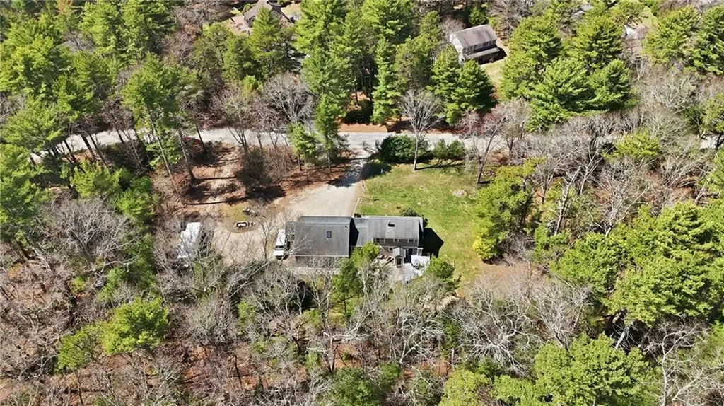 6 Highland Trail Richmond RI 02832