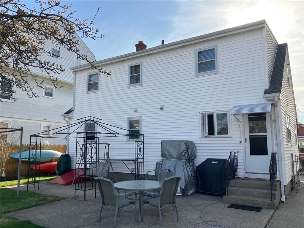 45 Perrin Avenue Pawtucket RI 02861