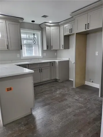 731 Potters Avenue Providence RI 02907