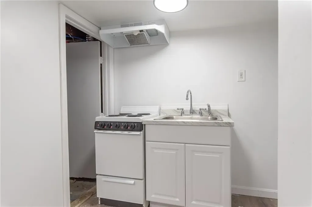 46 Lincoln Avenue Cranston RI 02920