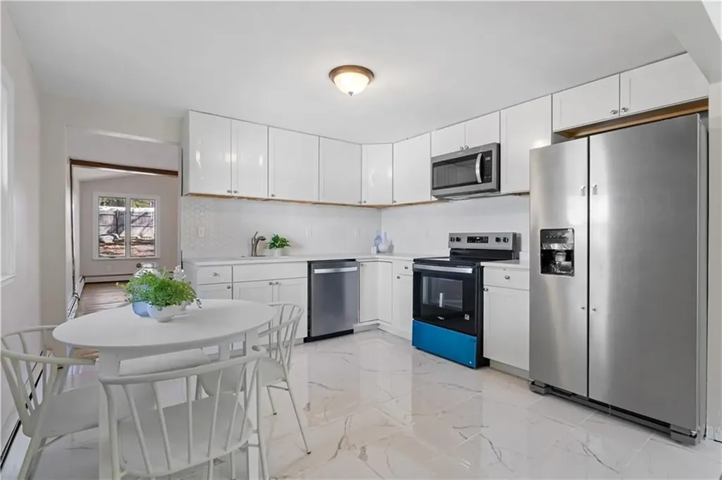 400 Schooner Avenue Jamestown RI 02835