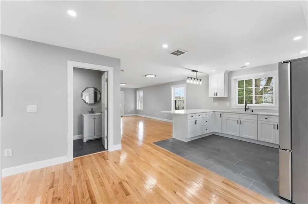 40 Allendale Avenue North Providence RI 02911
