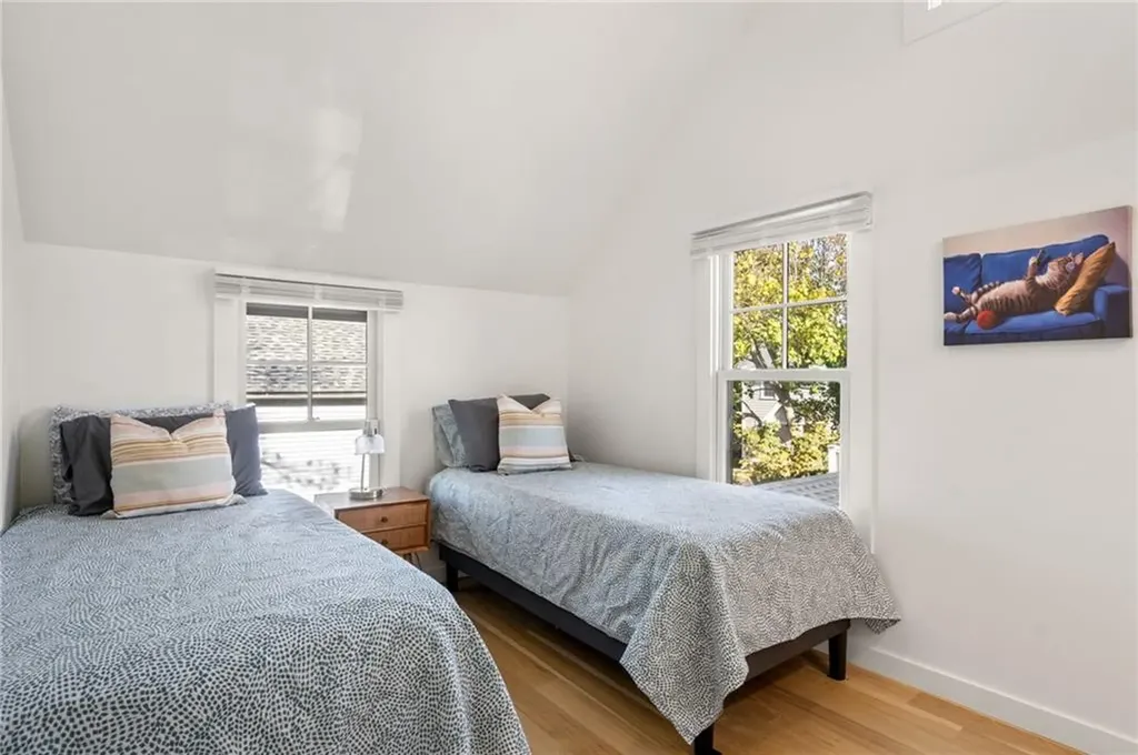 14 Robsinson Street Narragansett RI 02882