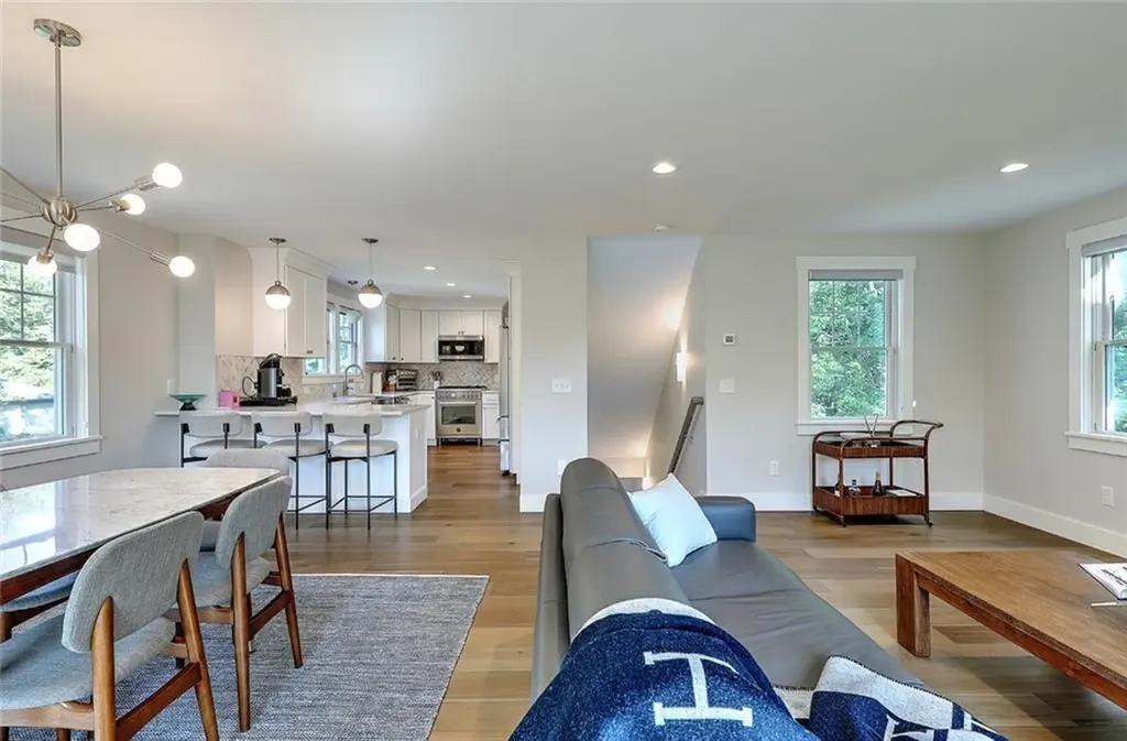 137 Rosebriar Avenue South Kingstown RI 02879