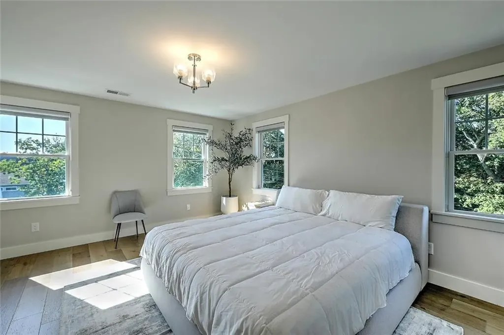 137 Rosebriar Avenue South Kingstown RI 02879