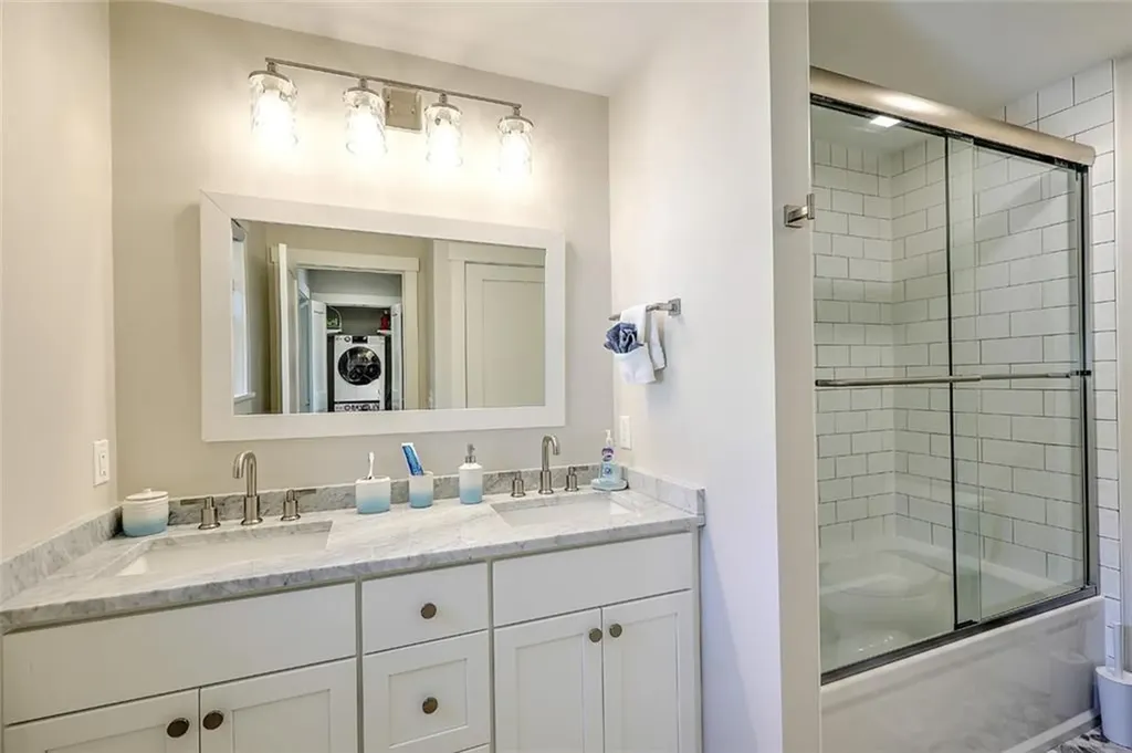 137 Rosebriar Avenue South Kingstown RI 02879