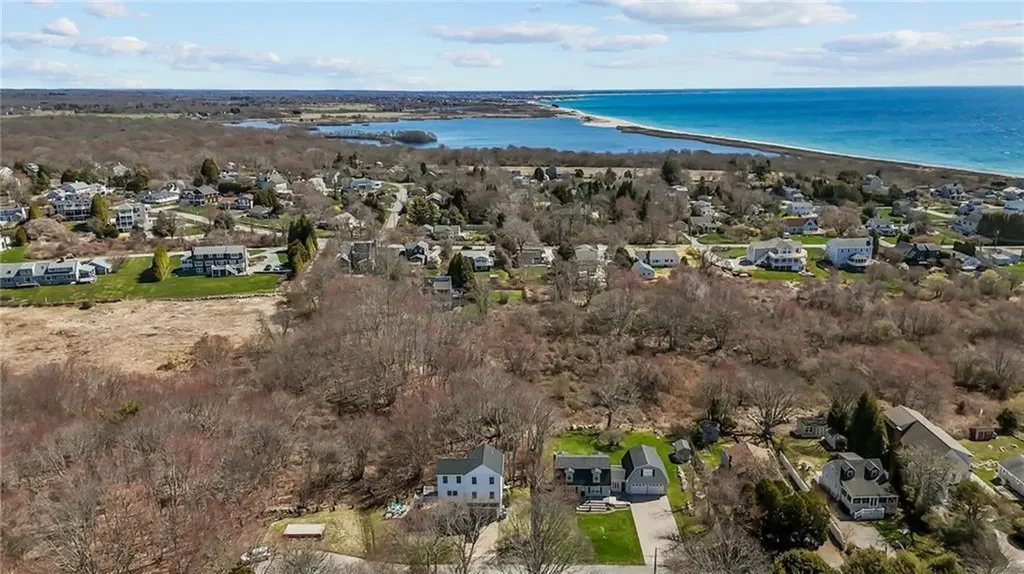 137 Rosebriar Avenue South Kingstown RI 02879