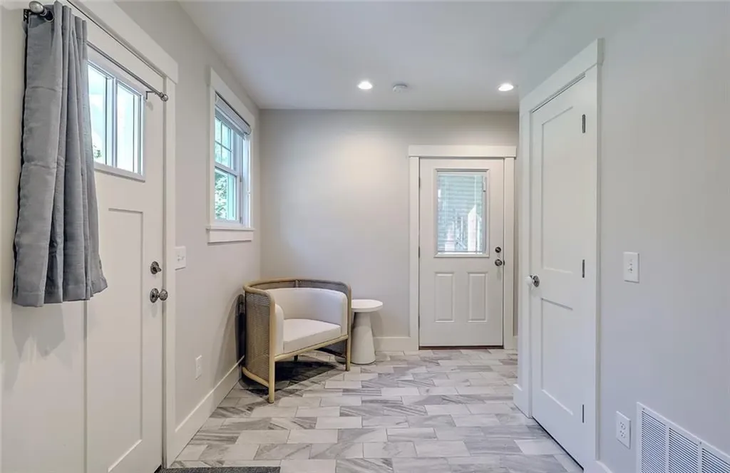 137 Rosebriar Avenue South Kingstown RI 02879