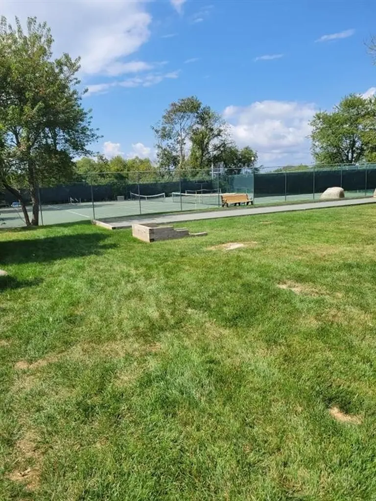 137 Rosebriar Avenue South Kingstown RI 02879