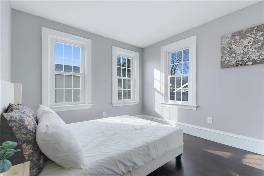 220 Vincent Avenue East Providence RI 02914