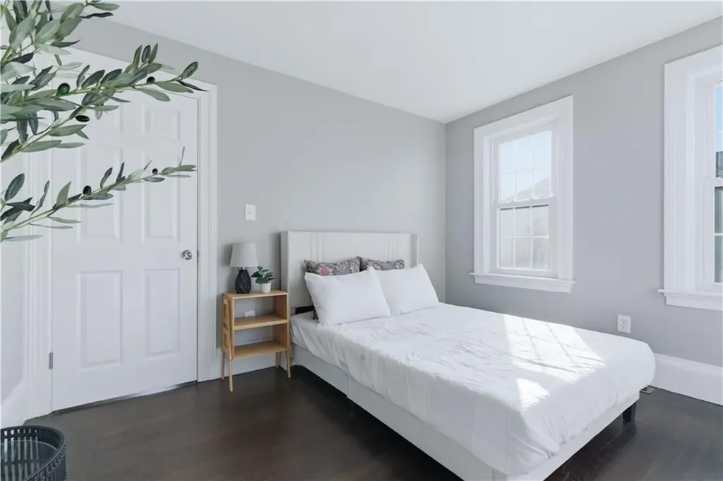 220 Vincent Avenue East Providence RI 02914