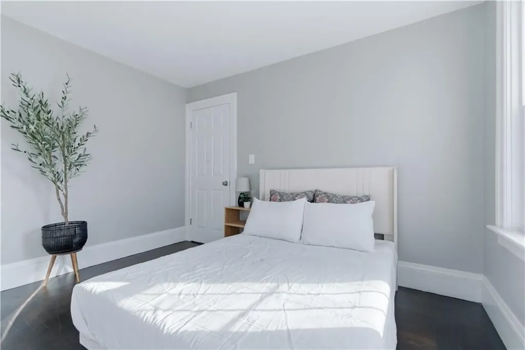 220 Vincent Avenue East Providence RI 02914