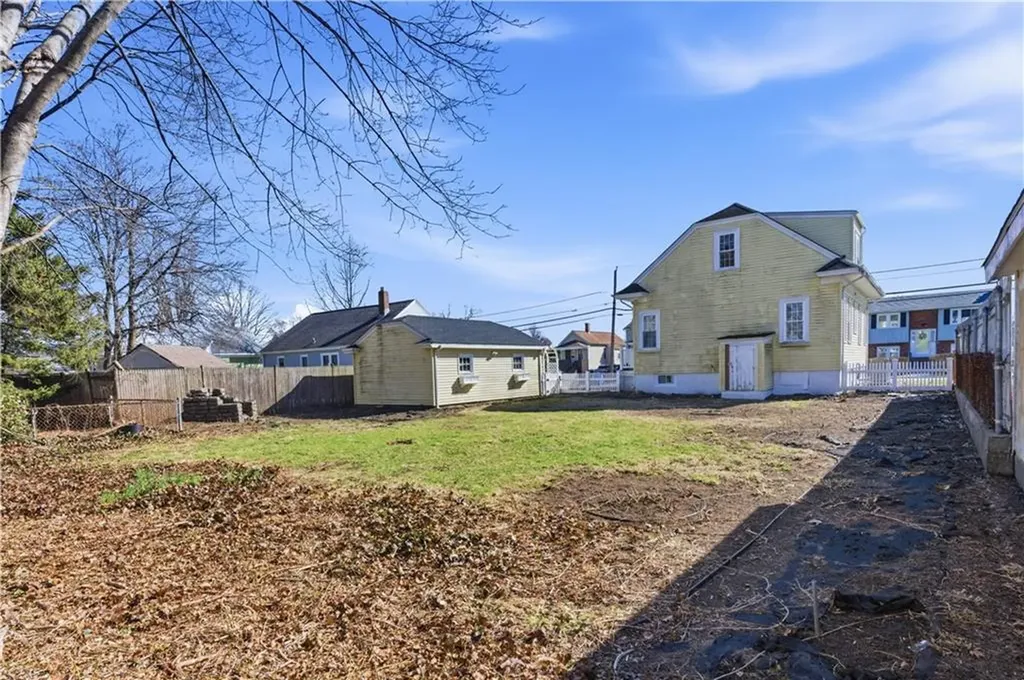 220 Vincent Avenue East Providence RI 02914