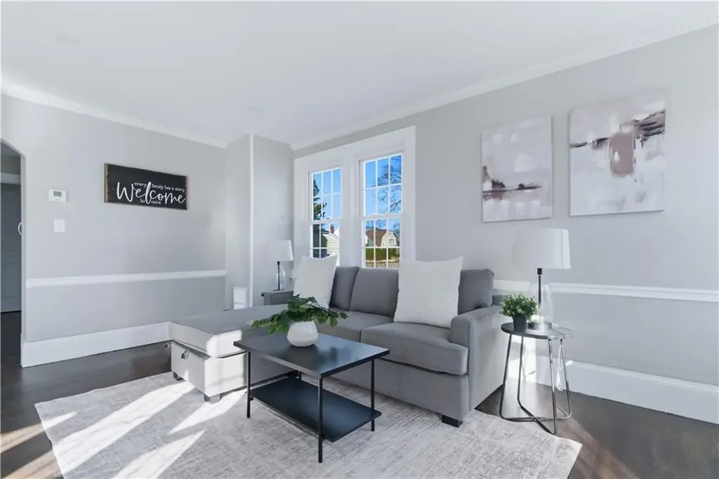 220 Vincent Avenue East Providence RI 02914