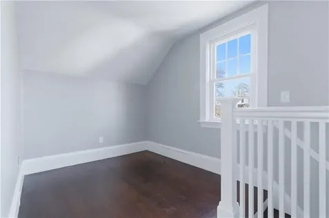 220 Vincent Avenue East Providence RI 02914
