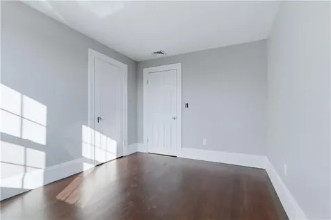 220 Vincent Avenue East Providence RI 02914