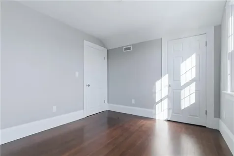 220 Vincent Avenue East Providence RI 02914
