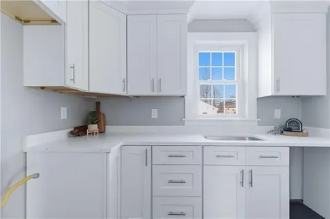 220 Vincent Avenue East Providence RI 02914