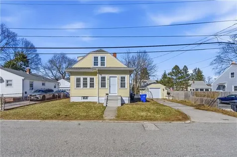 220 Vincent Avenue East Providence RI 02914