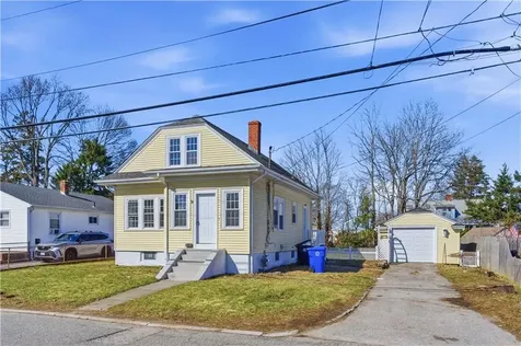 220 Vincent Avenue East Providence RI 02914