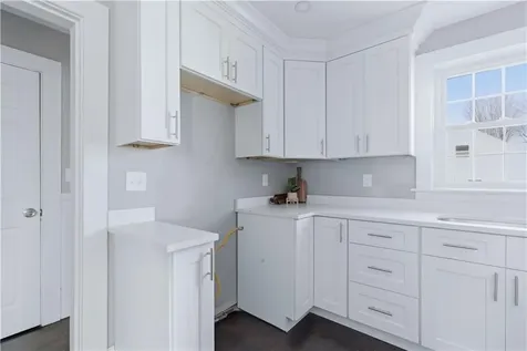 220 Vincent Avenue East Providence RI 02914