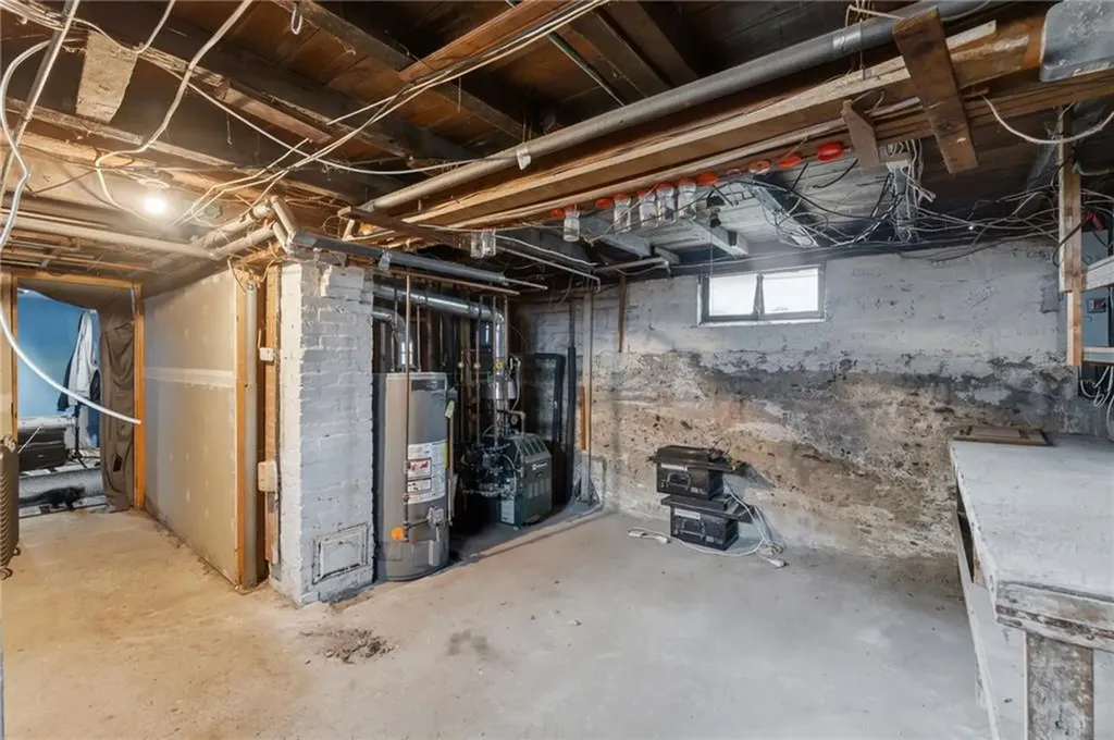 171 Canfield Avenue Warwick RI 02889