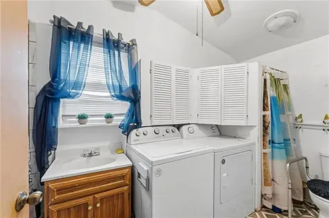 171 Canfield Avenue Warwick RI 02889