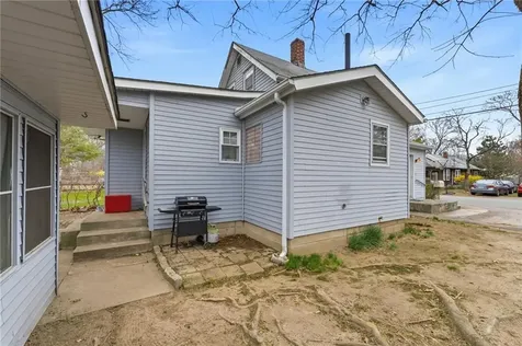 171 Canfield Avenue Warwick RI 02889