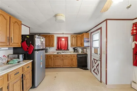 171 Canfield Avenue Warwick RI 02889