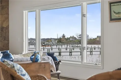 30 Dory Court South Kingstown RI 02879
