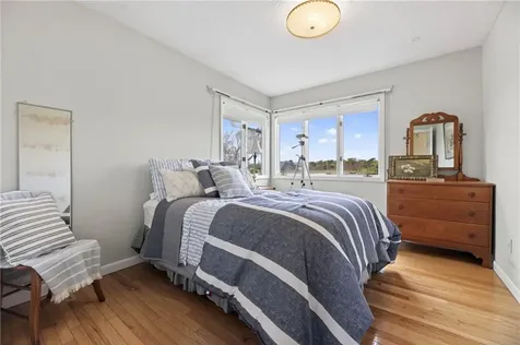 30 Dory Court South Kingstown RI 02879
