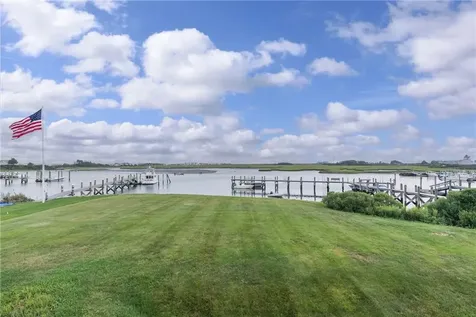 30 Dory Court South Kingstown RI 02879