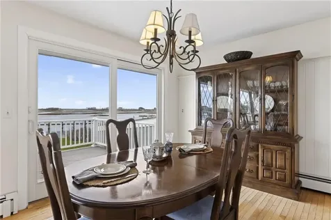30 Dory Court South Kingstown RI 02879