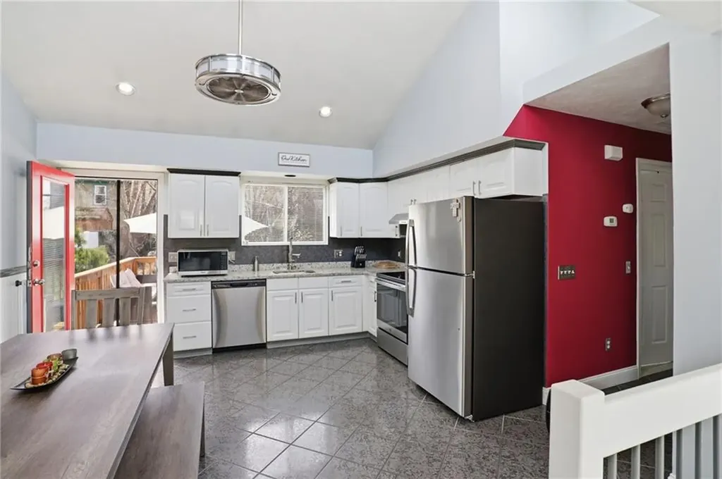 76 Myra Street Providence RI 02909