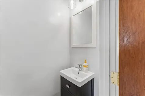 125 Ivy Street East Providence RI 02914