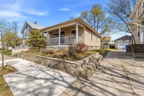 125 Ivy Street East Providence RI 02914