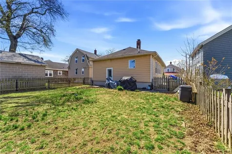 125 Ivy Street East Providence RI 02914
