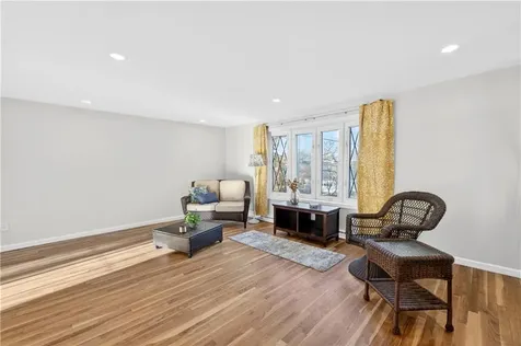 155 Birkshire Drive Warwick RI 02886
