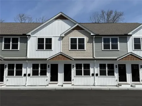 2907 Post Road Warwick RI 02886