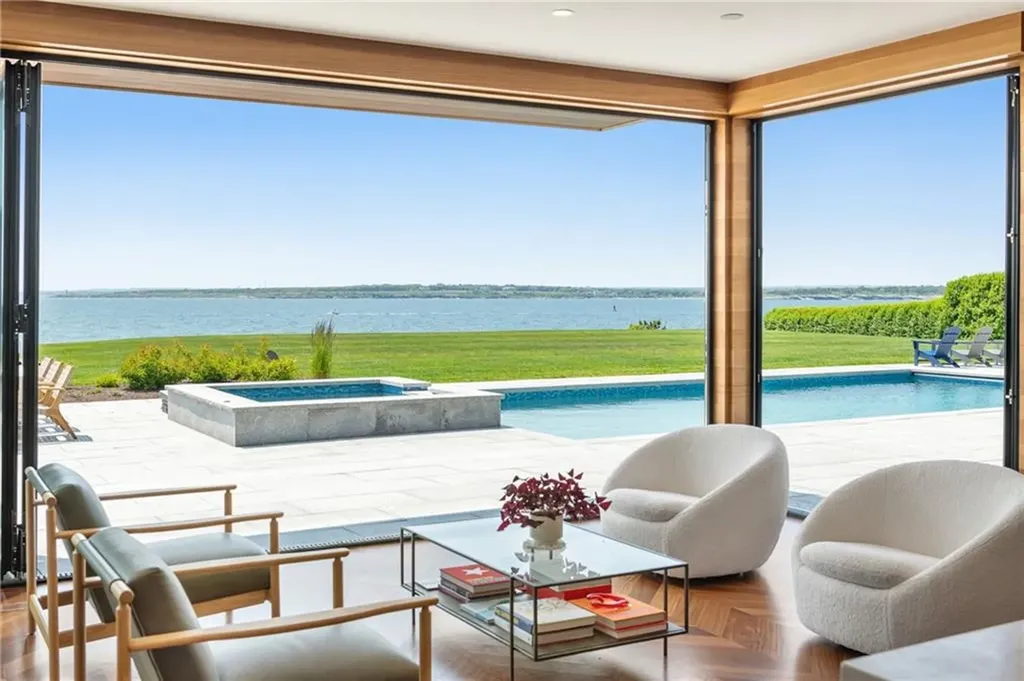 511 Ocean Avenue Newport RI 02840