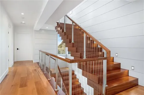 511 Ocean Avenue Newport RI 02840