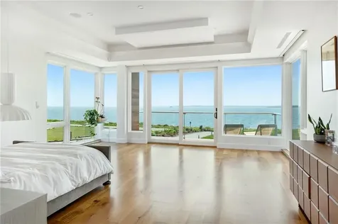 511 Ocean Avenue Newport RI 02840