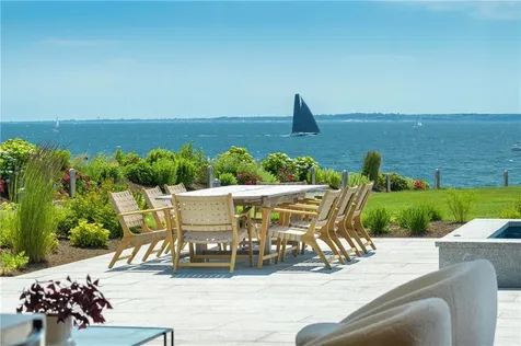 511 Ocean Avenue Newport RI 02840