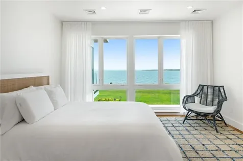 511 Ocean Avenue Newport RI 02840